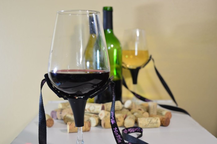 mobile grape wine glass lanyard